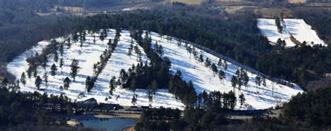 Hit The Slopes At The Nashoba Valley Ski Area - Merrimack Valley ...