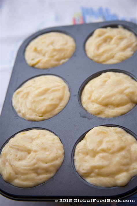 CHEESY BAKED POTATO CAKES