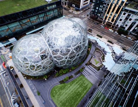 Amazon’s incredible plant-filled biospheres open in Seattle