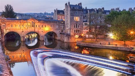 Pulteney Bridge: The River Avon's Georgian Masterpiece | Visit Somerset ...