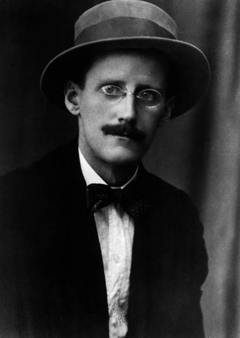 James Joyce Biography and Bibliography | FreeBook Summaries