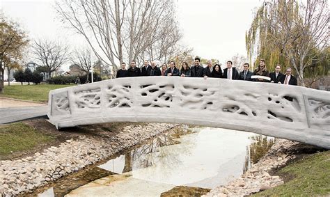 3D printed bridge - IAAC