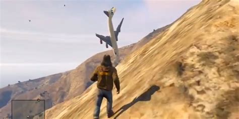 GTA 5 Glitches: 18 Best Mistakes In Grand Theft Auto 5 (VIDEO ...