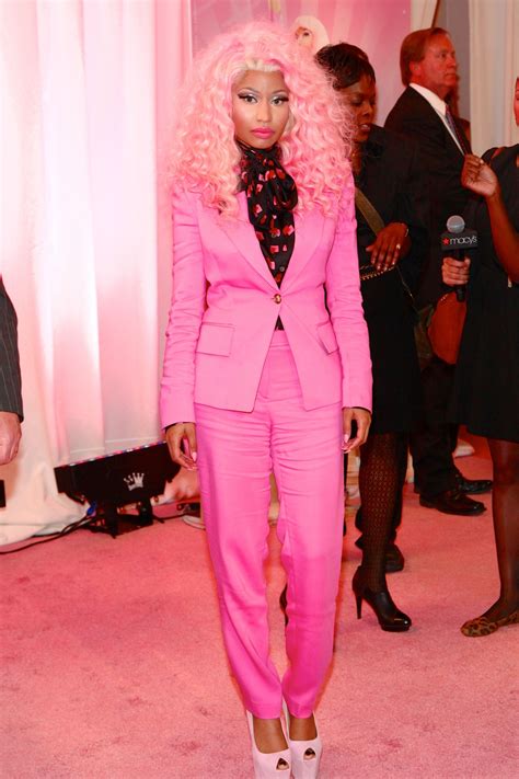 Nicki Minaj Wants a Major Fashion Makeover. Do You Have Some ...