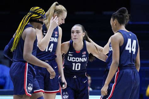 UConn women's basketball in last week of regular season