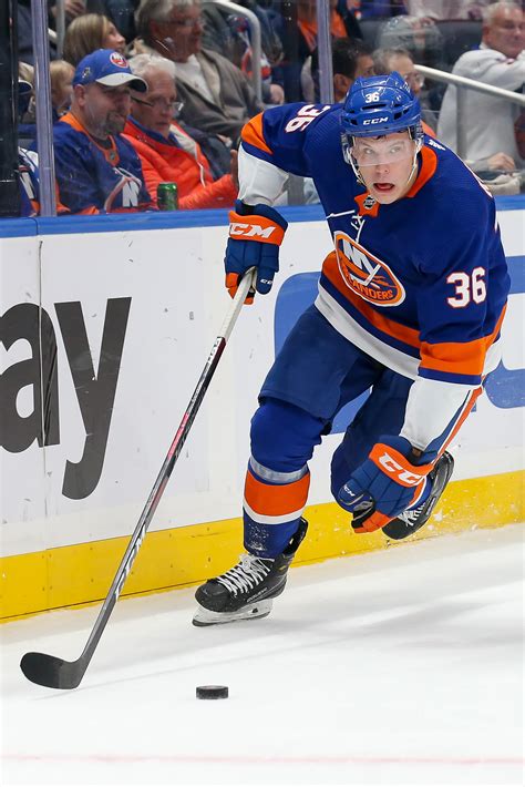 New York Islanders Re-Sign Seven Players