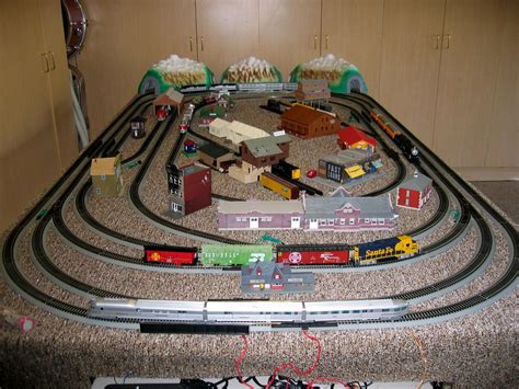 Model Train Layout Pictures 02 | Model train layouts, Model trains ...