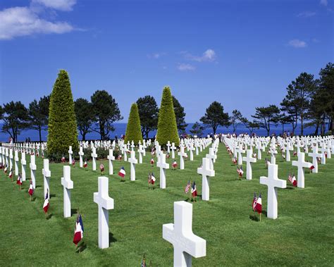 grave-markers-at-normandy-american-cemetery - D-Day Pictures - World ...