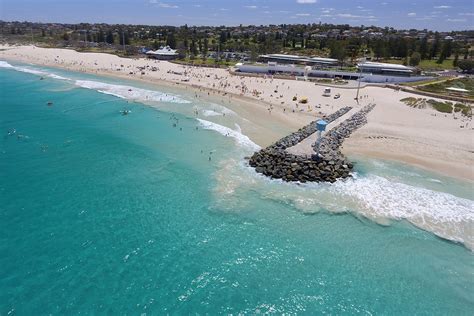 13 Best Perth Beaches to Visit This Summer | Man of Many