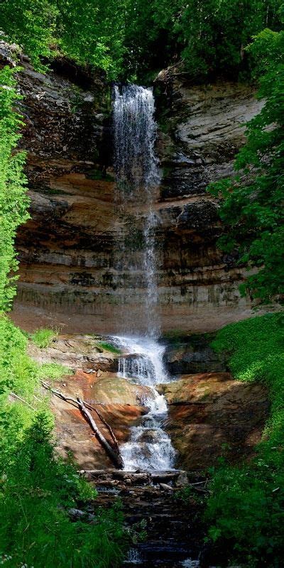 Munising Falls, Michigan | Michigan waterfalls, Michigan vacations ...