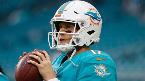 2018 Miami Dolphins starters, 53-man roster, schedule prediction - ESPN ...