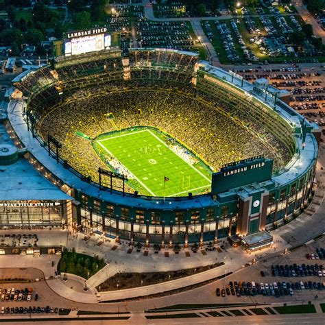 Crestron Creates Advanced Lighting Control System for Lambeau Field ...