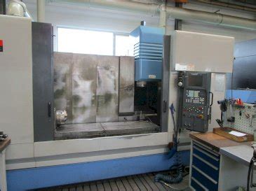 Mazak VTC 200 C Vertical Machining center