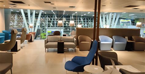 Guided Tour: Inside LATAM's Brand New Santiago de Chile Lounge