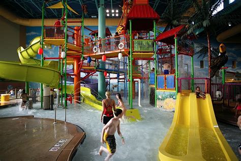 9 of the Best Indoor Water Parks in the US | HuffPost