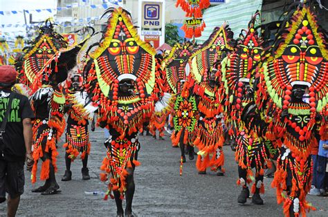 Ati Atihan parade of the tribes (50) | Ati Atihan Festival | Pictures ...