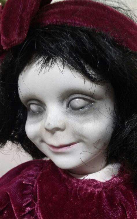 Creepy doll | Scary dolls, Creepy dolls, Haunted dolls