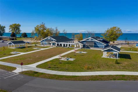 Concession and Bathhouse Buildings | Beardsley Architecture