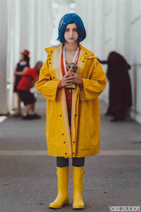 Coraline #cosplay at Comic Con Revolution 2017 Halloween Kostüm ...