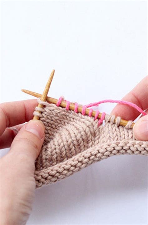 How To Pick Up Stitches In Knitting | Handy Little Me