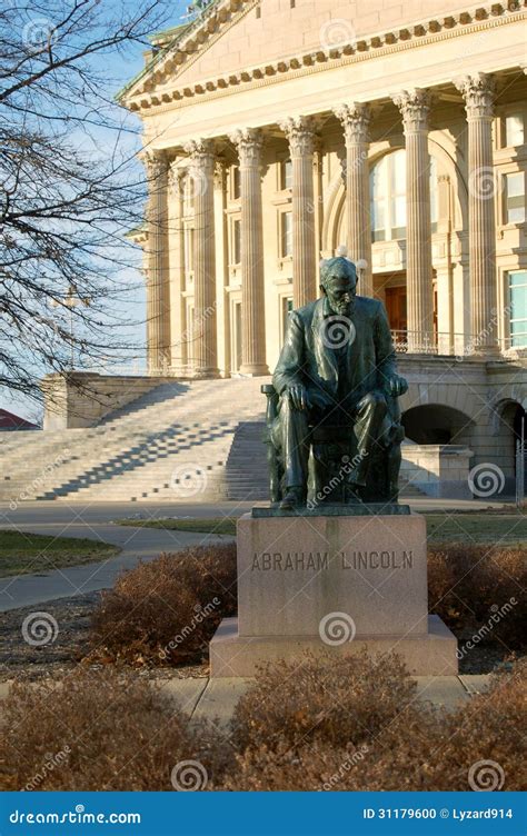 Lincoln Statue stock photo. Image of lincoln, sitting - 31179600