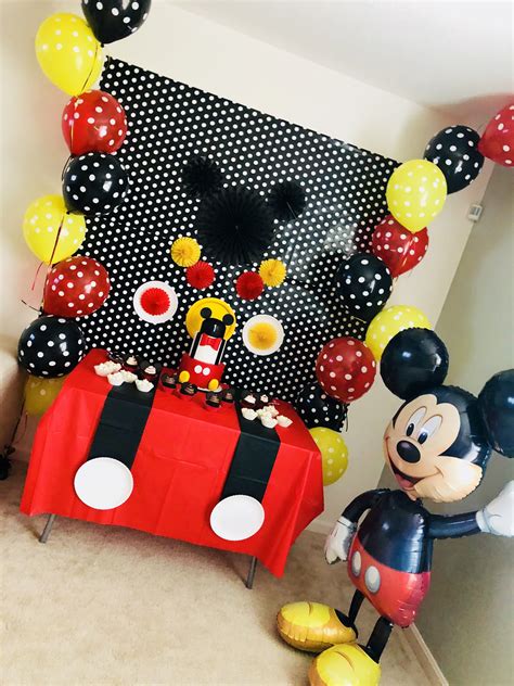 Mickey Mouse Clubhouse Birthday Party Ideas 1 Year Old - Peter Brown ...