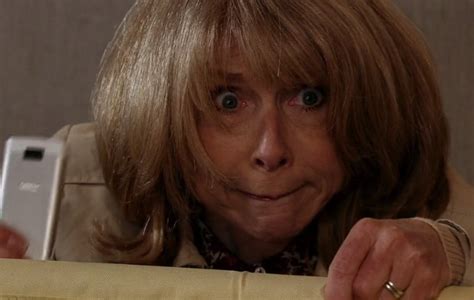 Coronation Street fans in hysterics over THIS 'hilarious' Gail Platt ...