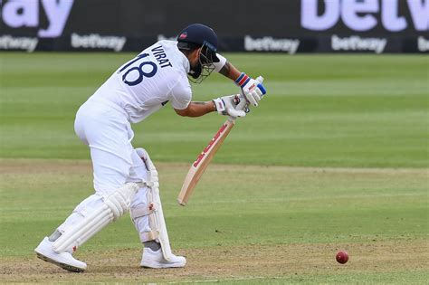 Virat Kohli was watchful early in his innings | ESPNcricinfo.com