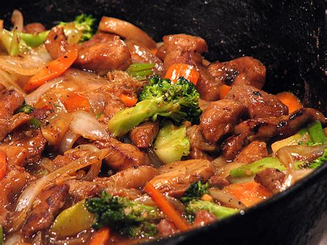 Broccoli and Pork Stir-Fry...Fast, Easy and Delicious | Cookhacker