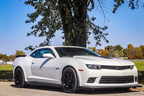 1,100-Mile 2015 Chevrolet Camaro Z/28 Coupe 6-Speed for sale on BaT ...