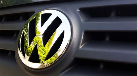 Vertu Motors snaps up Volkswagen dealerships for £8.8m | Insider Media