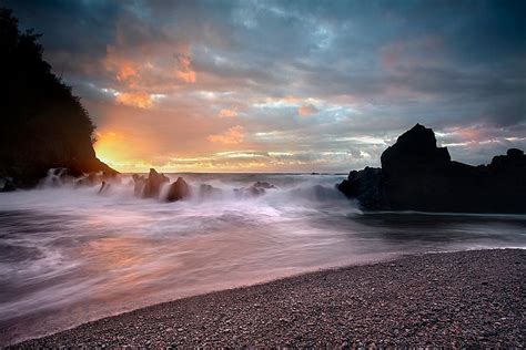 Red Sand Beach - Kaihalulu Beach (Hana) - All You Need to Know BEFORE ...