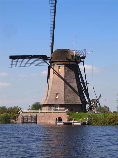 Kinderdijk The Netherlands. foto Baukje bayke | Dutch windmills ...