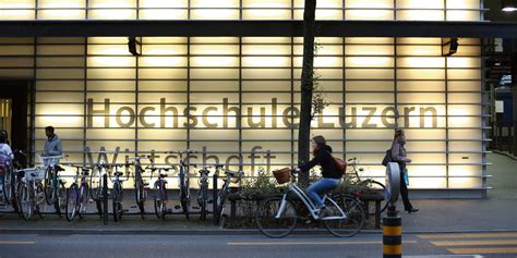 Hochschule Luzern - Building Brands