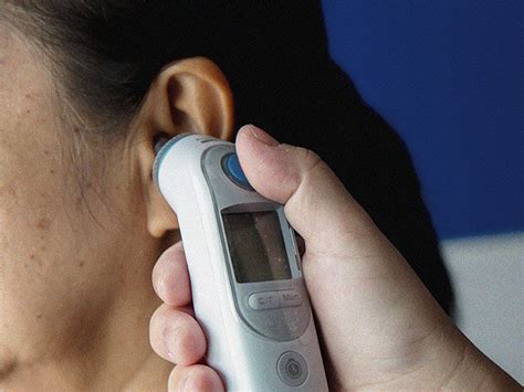 Ear thermometer: Accuracy, how to use, and alternative methods