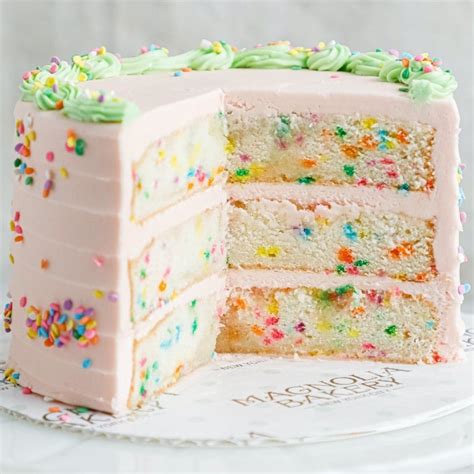 12 Best Birthday Cakes To Order Online For Delivery - The Three Snackateers