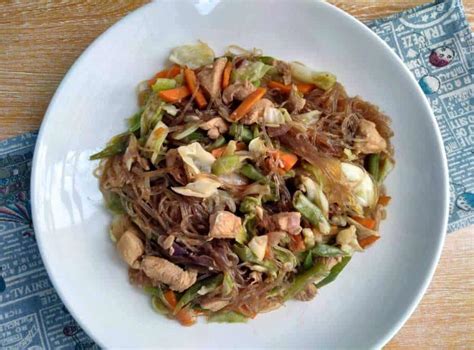 Pancit Sotanghon Guisado Recipe - The Odehlicious