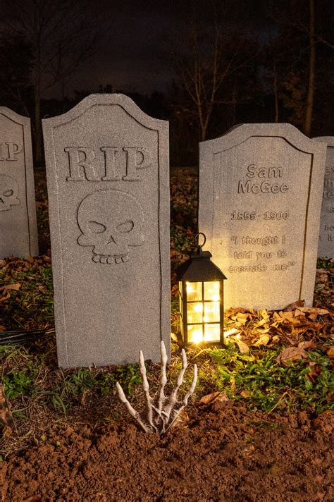 Halloween Foam Tombstone Skeleton Tombstone Haunted House Stone Grisly ...