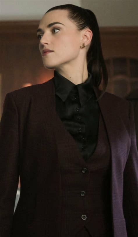 I think we can all agree Katie McGrath in a suit 🥺 : r/actuallesbians