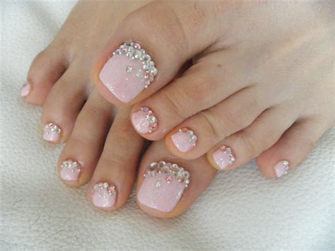 Gel Pedicure: Simple stone *Stone fixed n coated with gel.… | Flickr