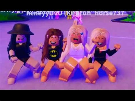 Pin on roblox girls dance