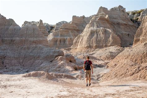 10 Great Hikes in Badlands National Park – Earth Trekkers