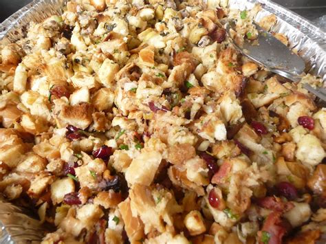 What's Cookin'?: Christmas Turkey Stuffing