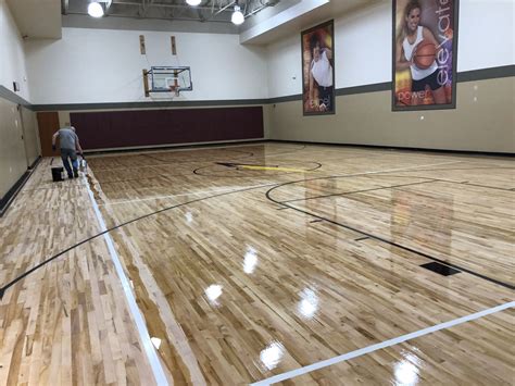 La Fitness basketball court - Chicago, FLOORecki LLC, Flooring ...