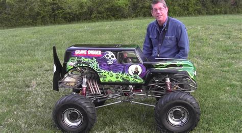 1/4 Scale R/C Grave Digger Comes to Life and the Detail is Astonishing ...