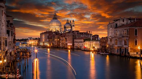 Grand Canal at night (Venice) - backiee