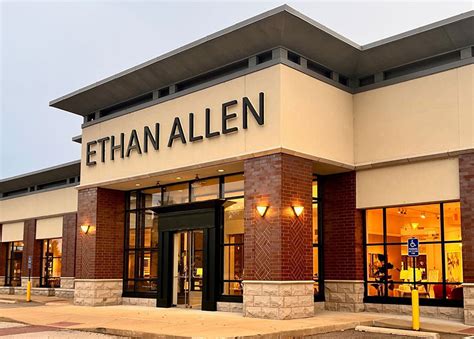 Chesterfield, MO Furniture Store | Ethan Allen | Ethan Allen