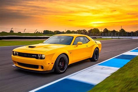 First Drive: 2018 Dodge Challenger SRT Hellcat Widebody - Hot Rod Network