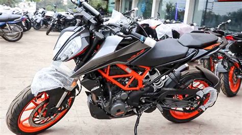 KTM Launches The 2018 Duke 390 In White In India; Price To Remain At Rs ...