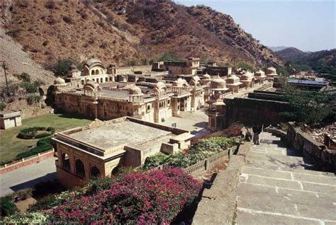 Galta Ji in Jaipur, Rajasthan - Tour To India